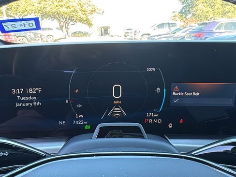 Used 2025 Cadillac Lyriq Luxury image 20