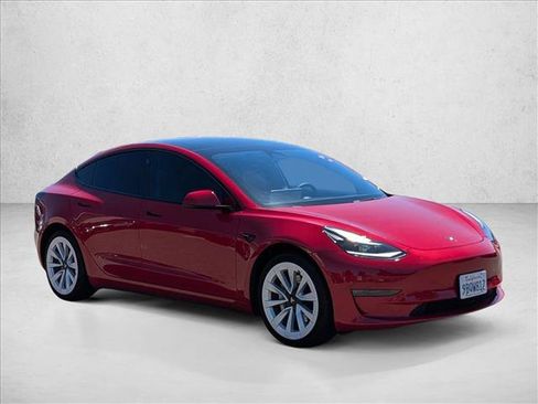 Used 2022 Tesla Model 3 Long Range AWD/4WD image 3