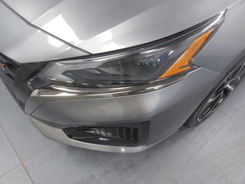 Used 2024 Nissan Altima 2.5 SR FWD image 8