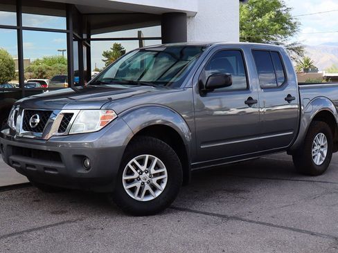 Used 2019 Nissan Frontier SV w/ Value Truck Package AWD/4WD image 2