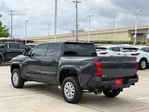 Used 2026 Toyota Tacoma SR AWD/4WD image 4