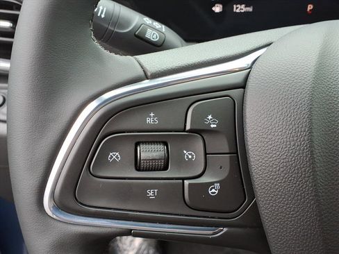 Used 2024 Buick Envista Sport Touring w/ Convenience I Package FWD image 20