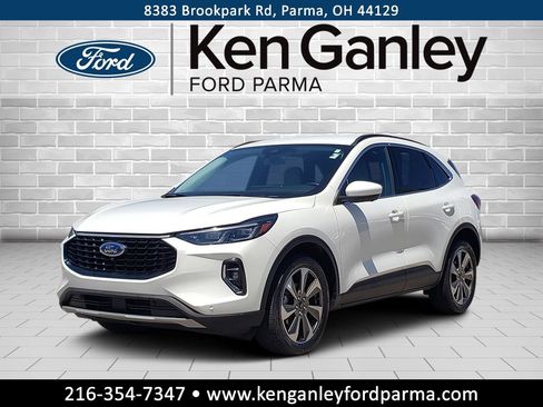 Used 2023 Ford Escape Platinum AWD/4WD image 1