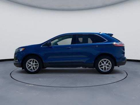 Used 2023 Ford Edge SEL w/ Convenience Package AWD/4WD image 2