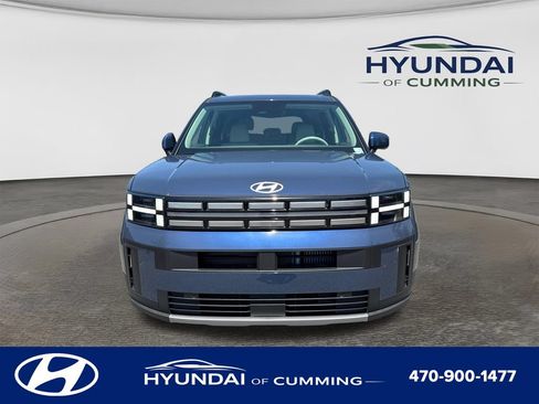 Used 2026 Hyundai Santa Fe SEL FWD image 2