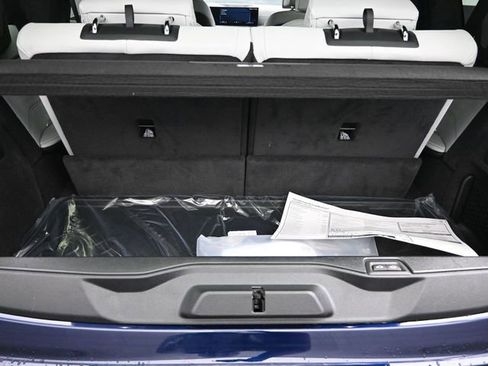 New 2026 BMW X7 xDrive40i AWD/4WD image 23