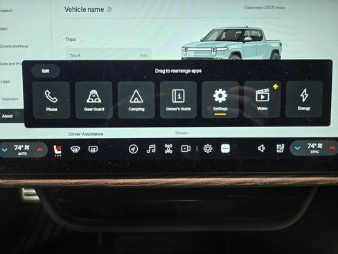 Used 2022 Rivian R1T Adventure image 24