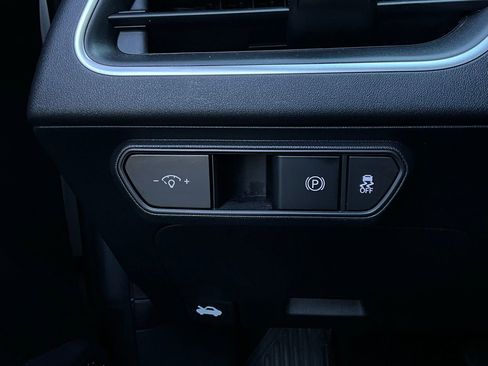 Used 2025 Kia K4 LXS image 21