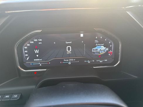 Used 2023 GMC Sierra 1500 AT4 w/ AT4 Premium Package AWD/4WD image 10