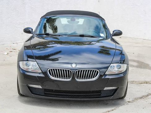 Used 2008 BMW Z4 3.0si RWD image 2