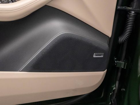 New 2025 Porsche Macan 4S Electric image 15