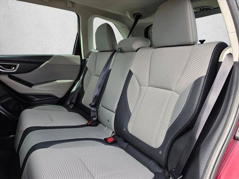 Used 2023 Subaru Forester Premium AWD/4WD image 17