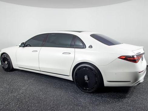 Used 2023 Mercedes-Benz Maybach S 580 4MATIC image 5