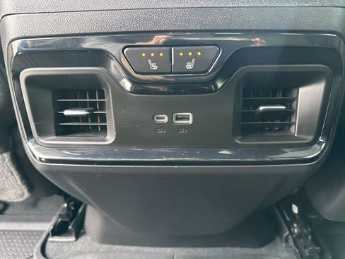 Used 2023 Chevrolet Silverado 1500 ZR2 image 29