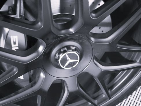 Used 2025 Mercedes-Benz G 63 AMG 4MATIC image 8