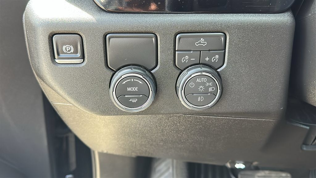 Used 2026 Chevrolet Silverado 1500 RST RWD image 21