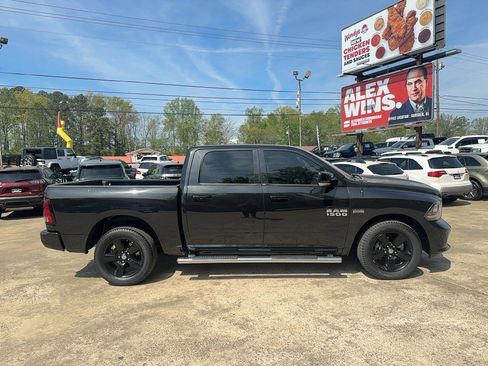 Used 2016 RAM 1500 Sport RWD image 4
