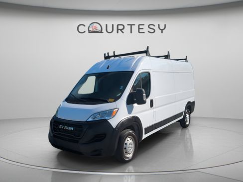 Used 2023 RAM ProMaster 2500 w/ Interior LED Lighting Group FWD image 2