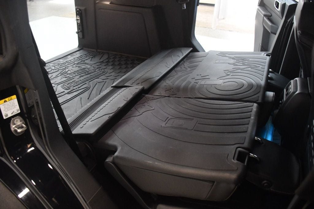 Used 2025 Ford Bronco Badlands AWD/4WD image 68