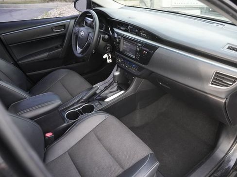 Used 2015 Toyota Corolla S image 17