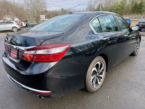 Used 2017 Honda Accord EX-L image 8