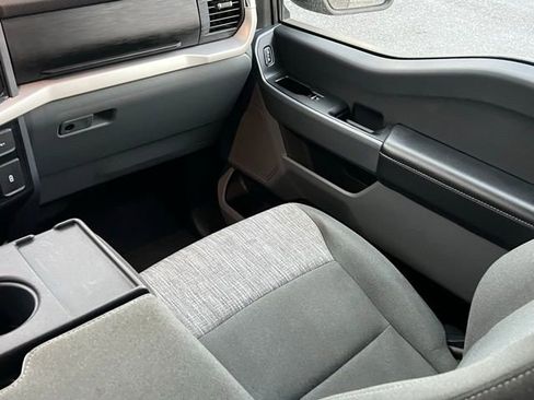 Used 2023 Ford F150 XLT image 15