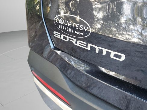 New 2026 Kia Sorento S FWD image 31