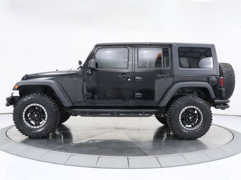 Used 2014 Jeep Wrangler Unlimited Sport w/ Quick Order Package 24S AWD/4WD image 2