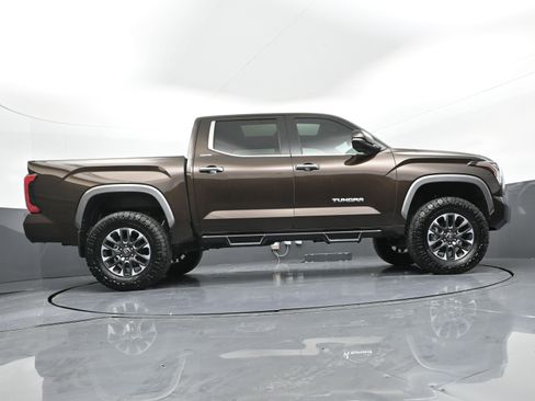 Used 2025 Toyota Tundra Limited image 39