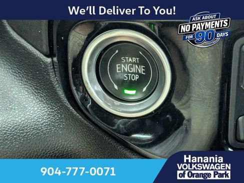 Used 2023 Chevrolet Silverado 1500 LT w/ Leather Package AWD/4WD image 33