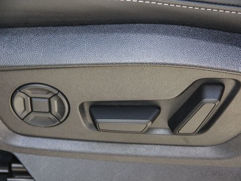 New 2025 Audi Q7 3.0T Premium image 19