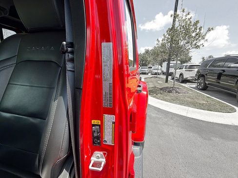 Used 2021 Jeep Wrangler Unlimited Sahara w/ Cold Weather Group AWD/4WD image 36