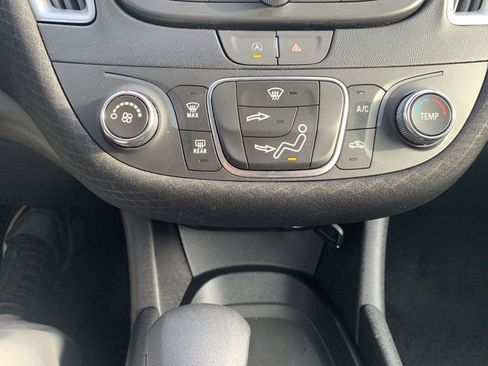 Certified 2024 Chevrolet Malibu LS image 17