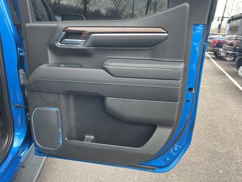 Used 2023 Chevrolet Silverado 1500 LT image 23