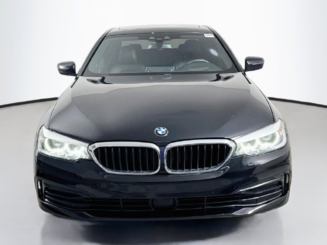 Used 2019 BMW 530i xDrive AWD/4WD image 2