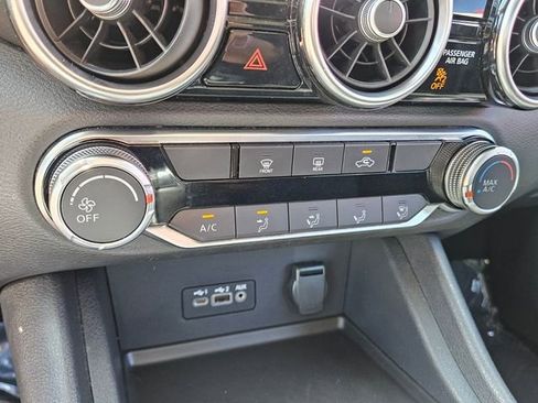 Used 2023 Nissan Sentra SV image 29
