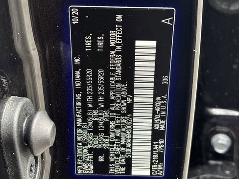 Used 2021 Toyota Highlander Platinum image 38