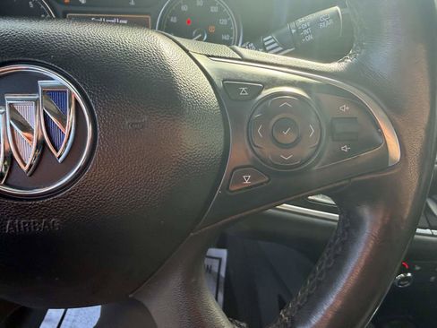 Used 2020 Buick Enclave Essence w/ Sound and Sites Package image 32