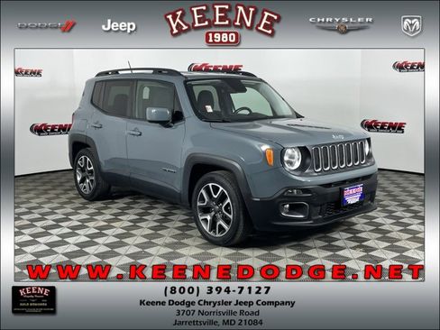 Used 2017 Jeep Renegade Latitude w/ Cold Weather Group image 1