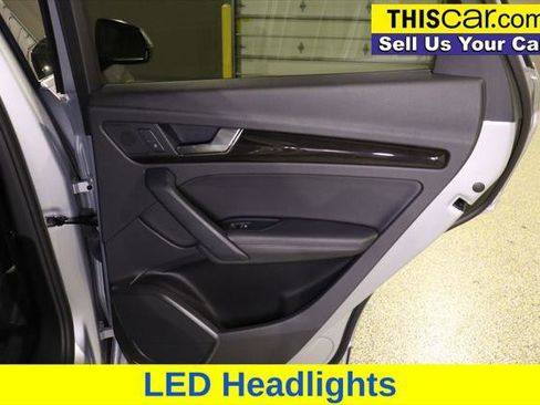 Used 2019 Audi Q5 2.0T Premium Plus w/ Premium Plus Package image 28