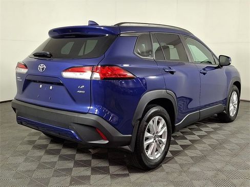 Used 2022 Toyota Corolla Cross LE image 10