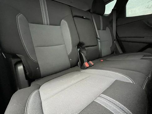 Used 2025 Chevrolet Blazer LT AWD/4WD image 28