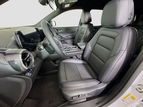 New 2026 Chevrolet Equinox LT w/ Convenience Package II AWD/4WD image 20