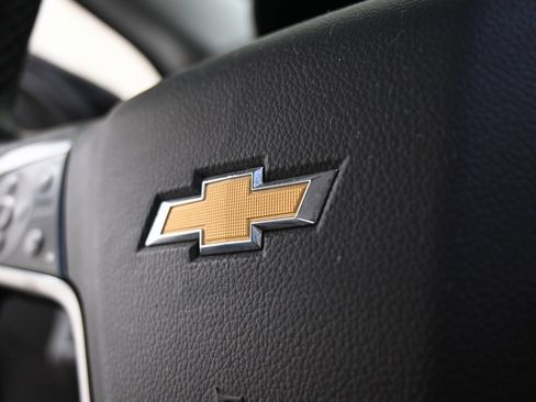 Used 2015 Chevrolet Suburban LTZ image 29