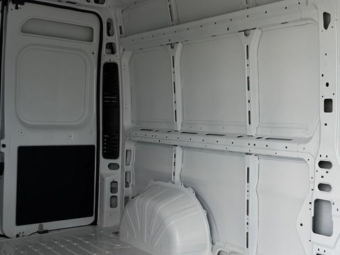 New 2026 RAM ProMaster 2500 w/ Convenience Group FWD image 28