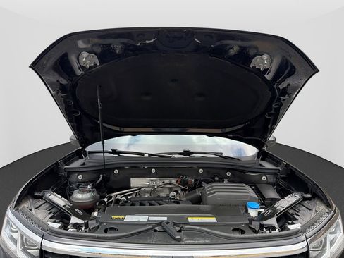 Used 2023 Volkswagen Atlas SE w/ Panoramic Sunroof Package image 41