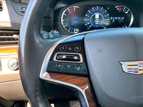 Used 2020 Cadillac Escalade Luxury AWD/4WD image 20