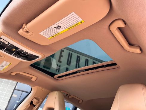 Used 2012 Porsche Panamera 4S image 25