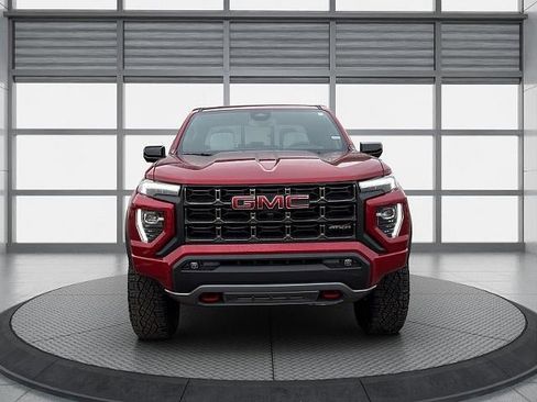 New 2026 GMC Canyon AT4X w/ LPO, Black Badging Package image 9