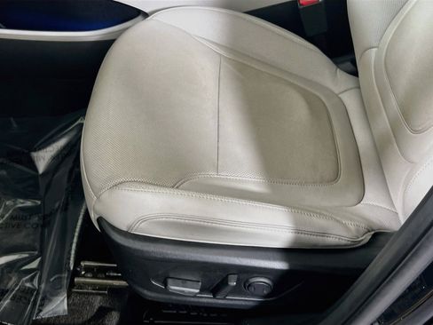 Used 2023 Hyundai Tucson Limited AWD/4WD image 19